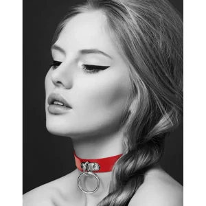 coleira couro vermelho SM fetichista ajustável traseira cinto frontal anel prateado guia removível regulável comprimento41cm altura2cm sensual elegante
